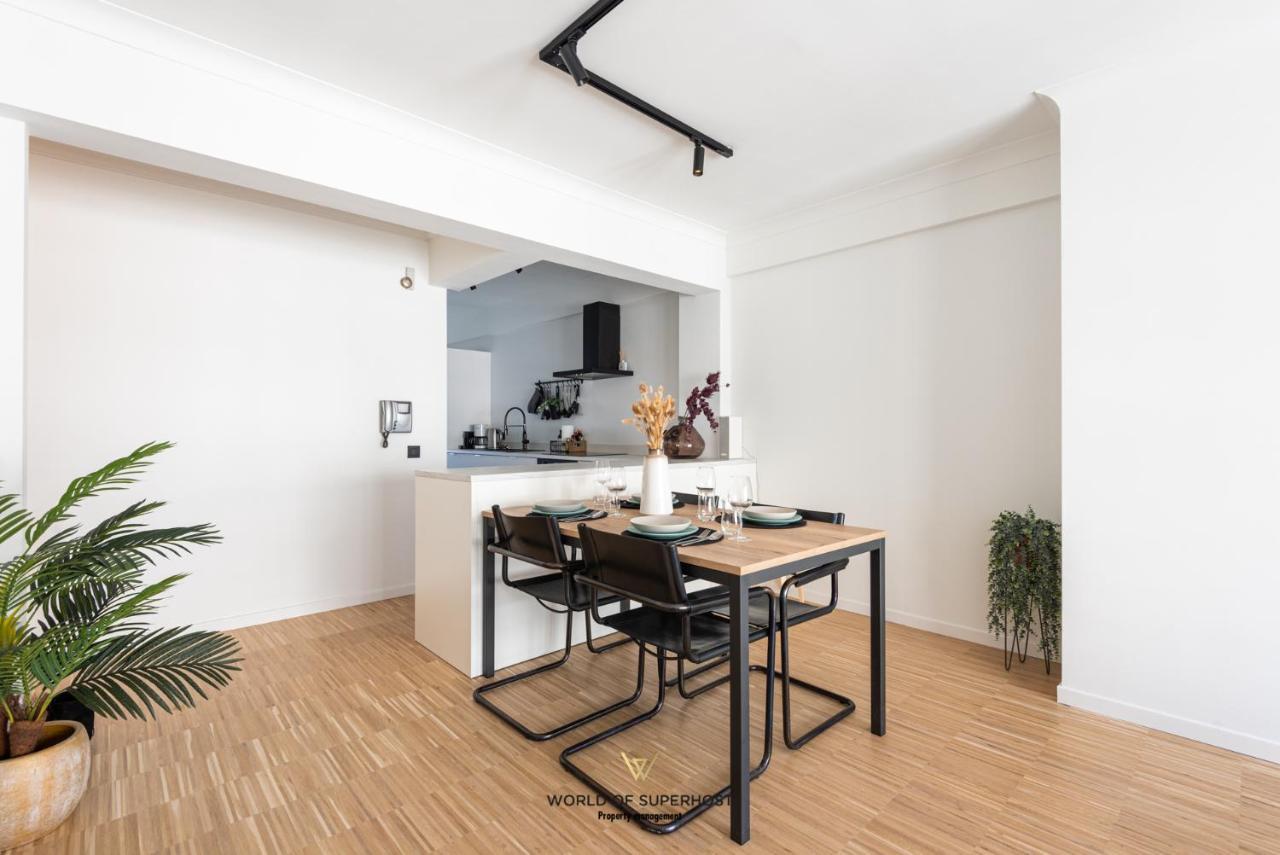 Luxurious Apartment Next To The Sea And City Centre With Free Parking Space Oostende Buitenkant foto
