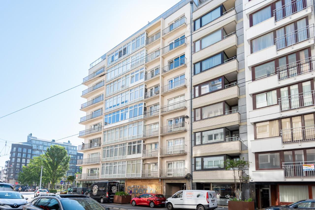 Luxurious Apartment Next To The Sea And City Centre With Free Parking Space Oostende Buitenkant foto